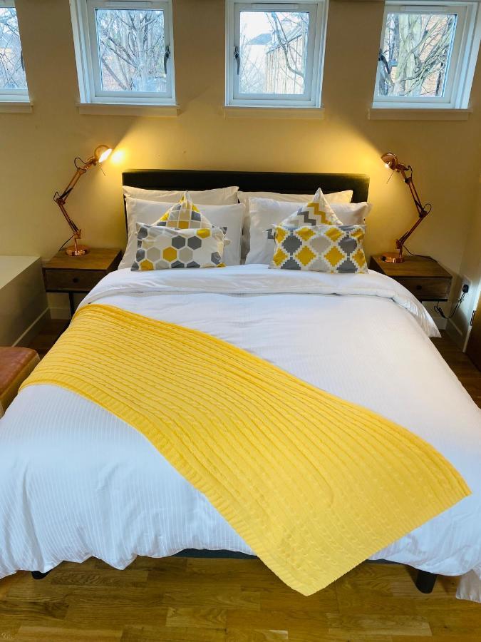2 Bed 2 Bath With Private Parking Lejlighed EDI Eksteriør billede