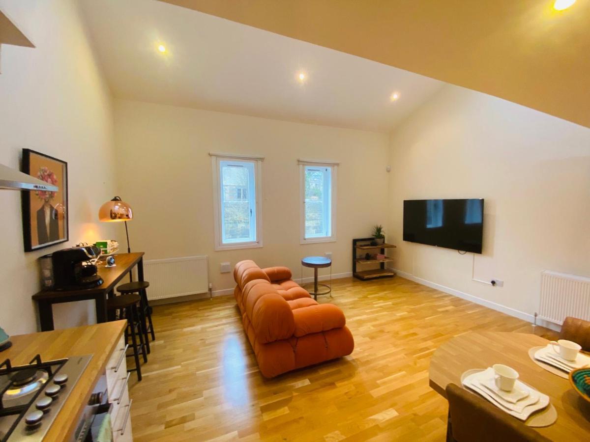 2 Bed 2 Bath With Private Parking Lejlighed EDI Eksteriør billede