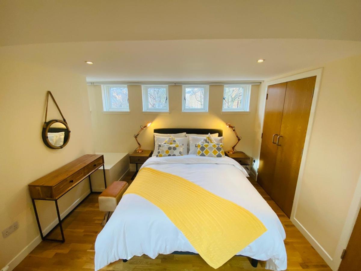 2 Bed 2 Bath With Private Parking Lejlighed EDI Eksteriør billede